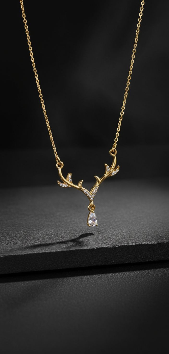 ✨Collar Ciervo con Gota de Cristal