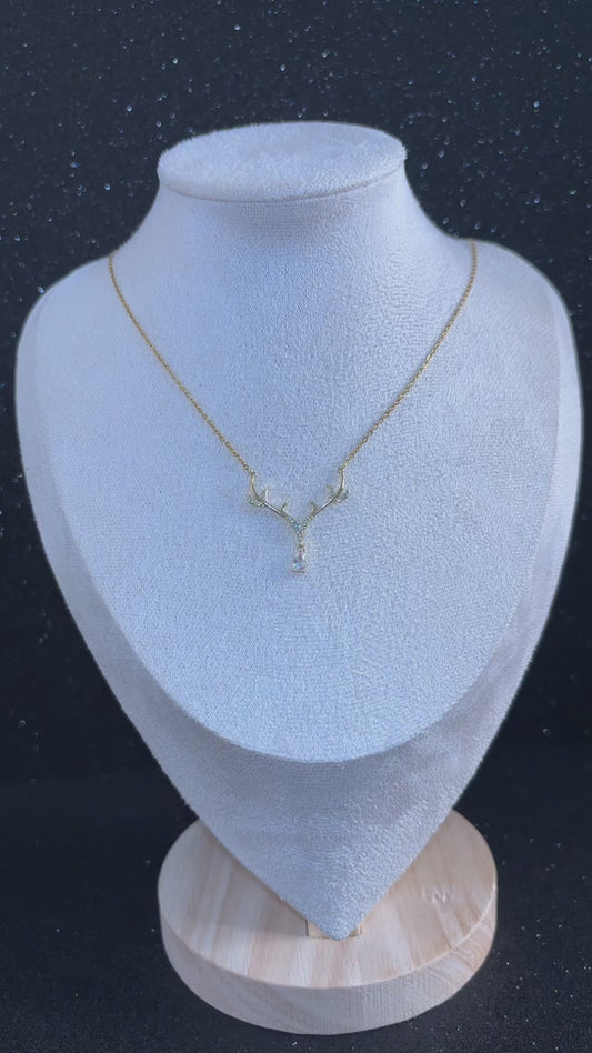 ✨Collar Ciervo con Gota de Cristal