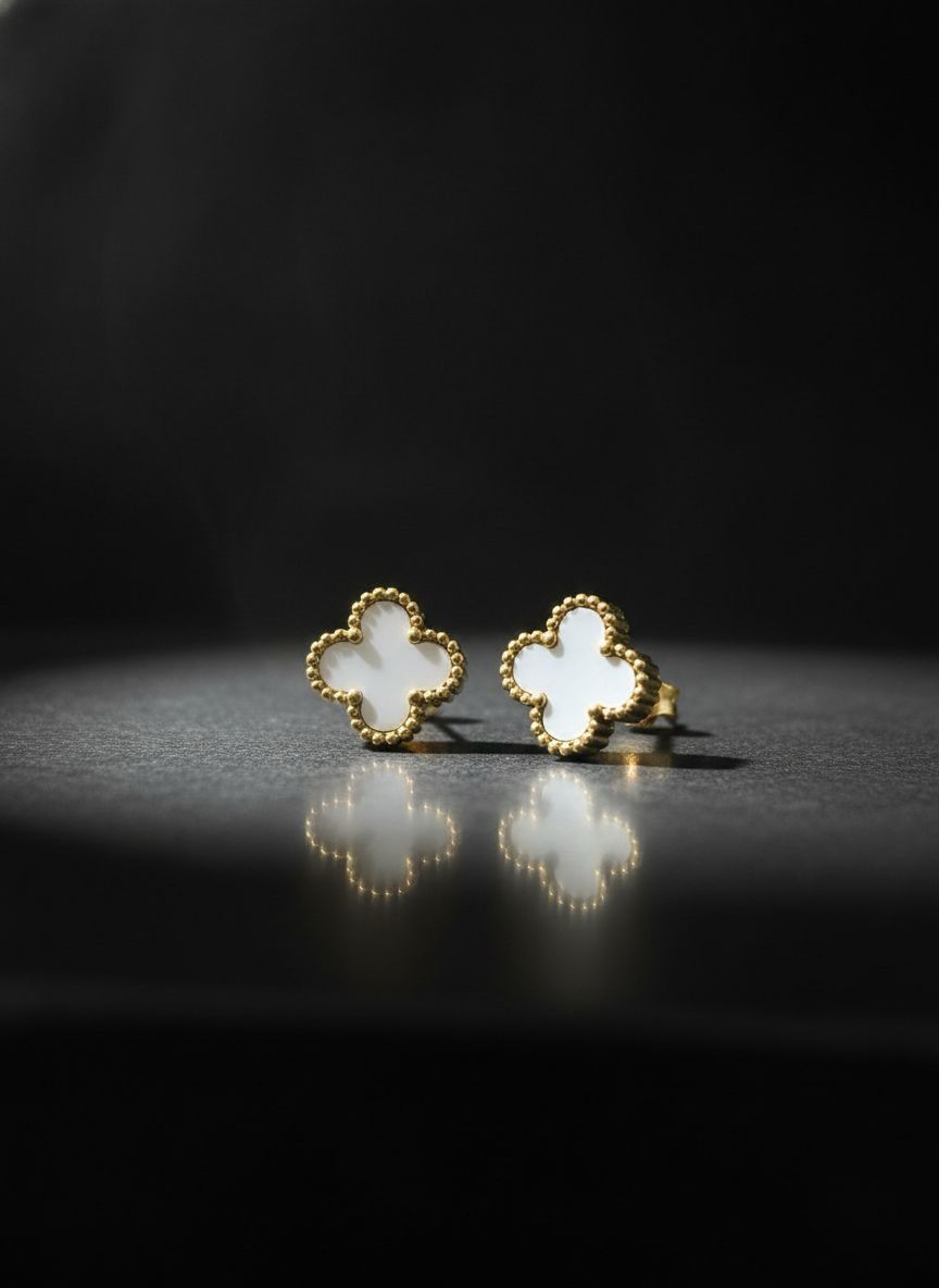 ✨️Pendientes Trébol Blanco Real